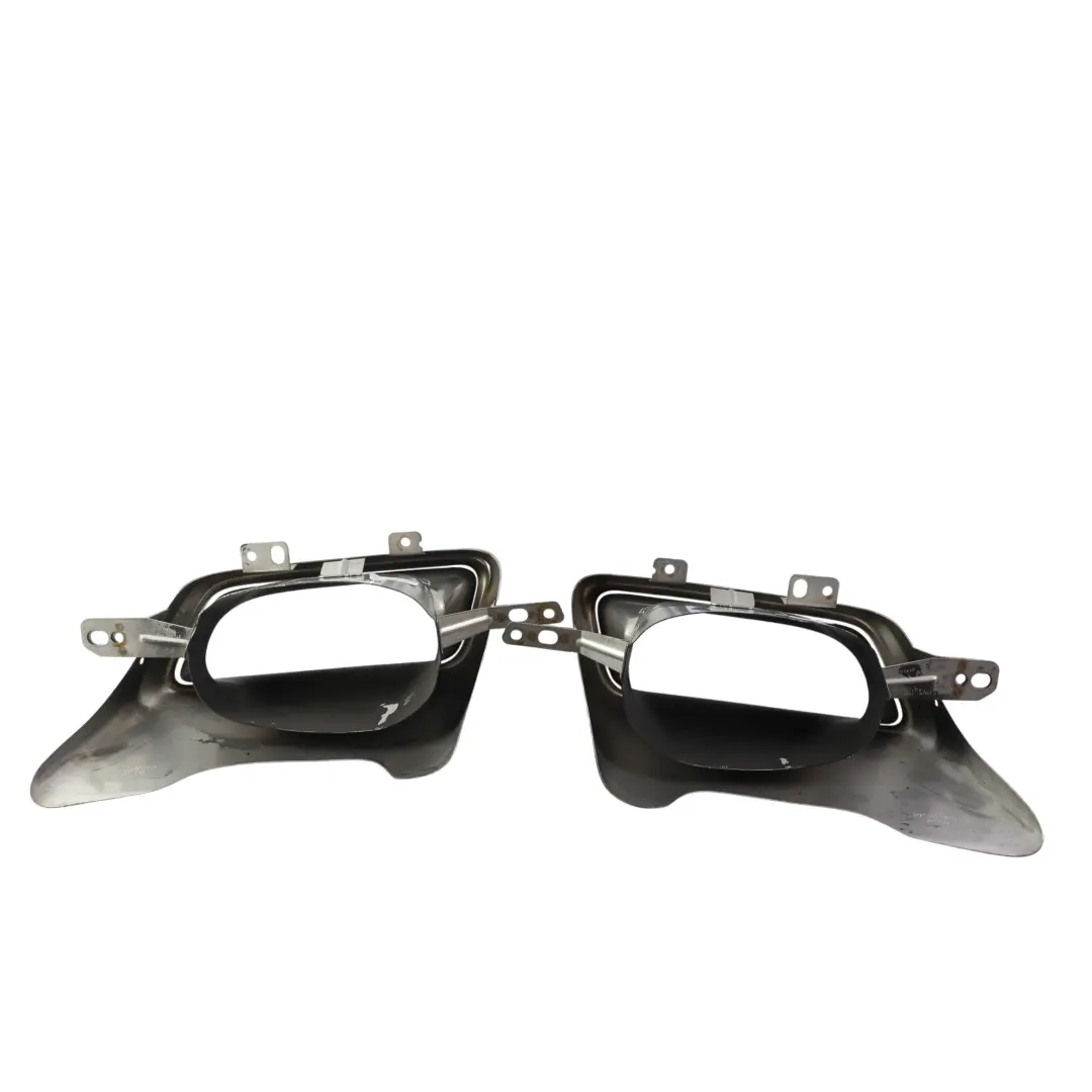 Set Finiture Scarico Sinistro Destro LR104743 LR104742 per Range Rover L494 con numero di parte LR104743-SET Range Rover L494 Set Finiture Scarico Sinistro Destro LR104743 LR104742 - SKU LR104743-SET - Numero di parte LR104743-SET