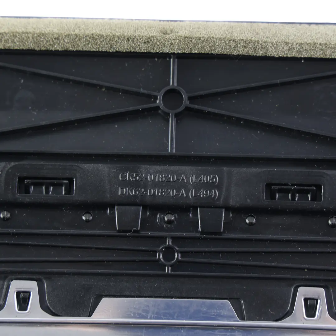 Kratka Nawiewu Deski Środkowa DK62-01820-A do Range Rover Sport L494 o numerze LR109226 Range Rover Sport L494 Kratka Nawiewu Deski Środkowa DK62-01820-A - SKU LR109226 - Numer Części LR109226
