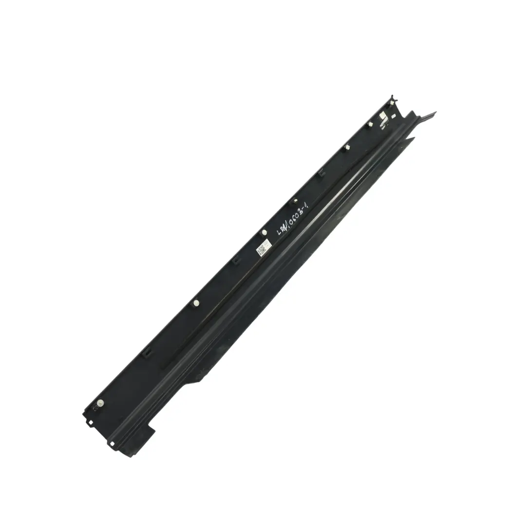 Range Rover L494 Moldura Umbral Puerta Izquierdo CPLA-101D57-AD - SKU LR110603-1 - Número de pieza LR110603