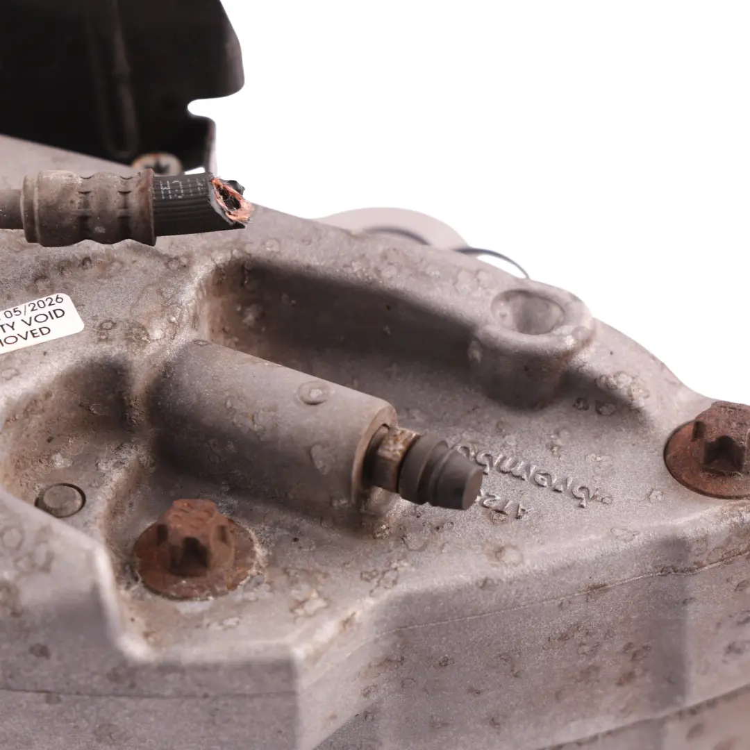 Brake Caliper Brembo Front Right O/S to Range Rover Sport L494 with Part number LR156209 Range Rover Sport L494 Brake Caliper Brembo Front Right O/S - SKU LR156209 - Part number LR156209