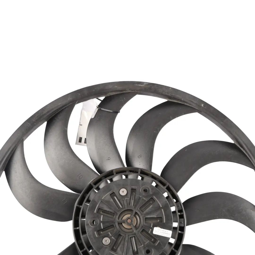 Range Rover Velar L560 Lüftermotor Kühler 650W - SKU M8A2-8C607-BD-1 - Teilenummer M8A2-8C607-BD