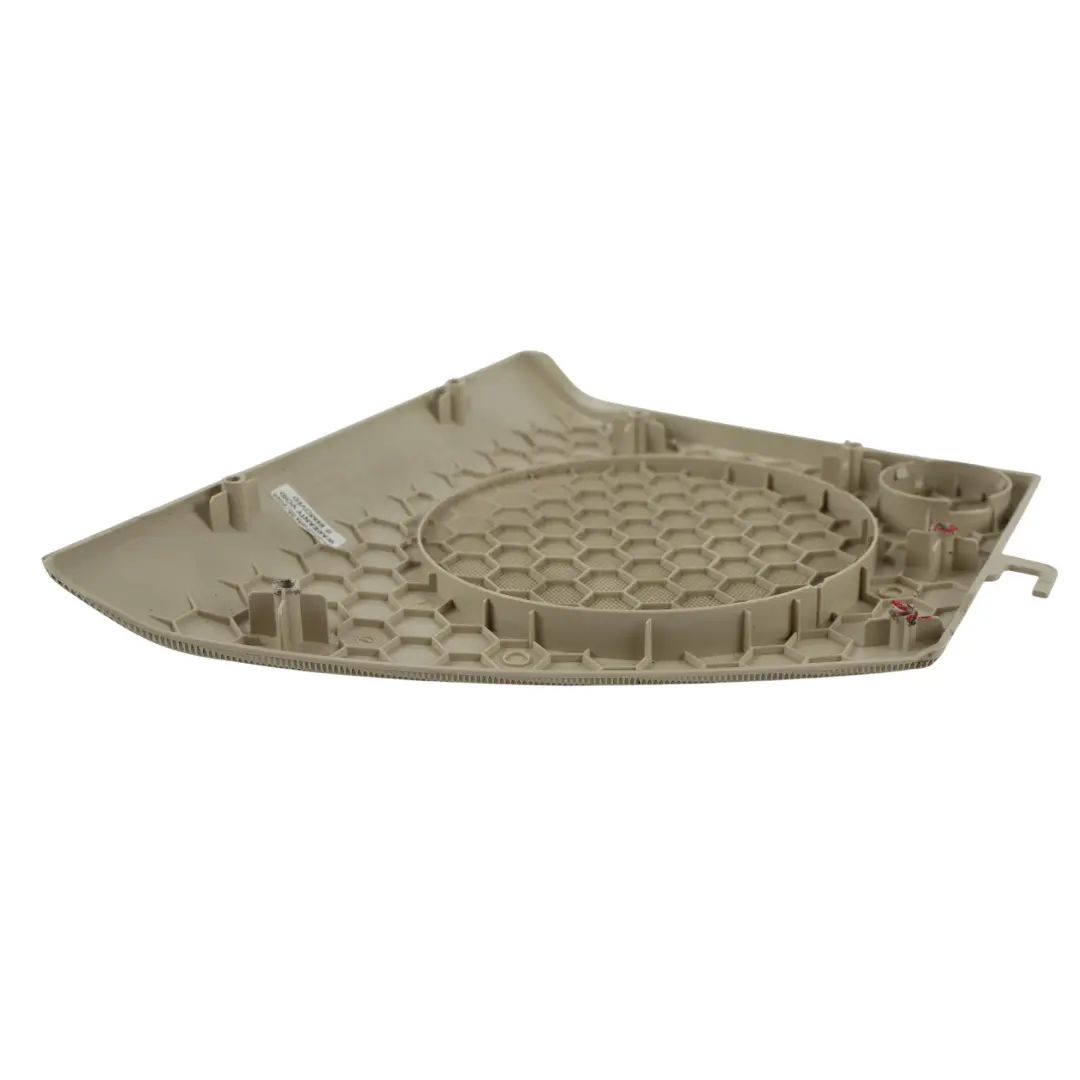 Tylna Osłona Blenda Głośnika Drzwi Lewa do Range Rover Sport L320 o numerze PC01005909 Range Rover Sport L320 Tylna Osłona Blenda Głośnika Drzwi Lewa - SKU PC01005909 - Numer Części PC01005909