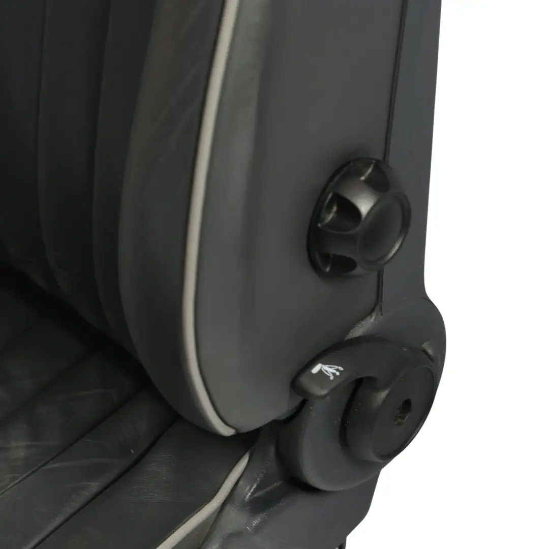 Sièges Cuir Chauffants English Park Panther Black Sièges Avant Arrière pour Mini R50 à propos du numéro de pièce R50-SEATS-SET-PARK-LANE-ENGLISH-PANTHER Mini R50 Sièges Cuir Chauffants English Park Panther Black Sièges Avant Arrière - SKU R50-SEATS-SET-PARK-LANE-ENGLISH-PANTHER-2 - Numéro de pièce R50-SEATS-SET-PARK-LANE-ENGLISH-PANTHER