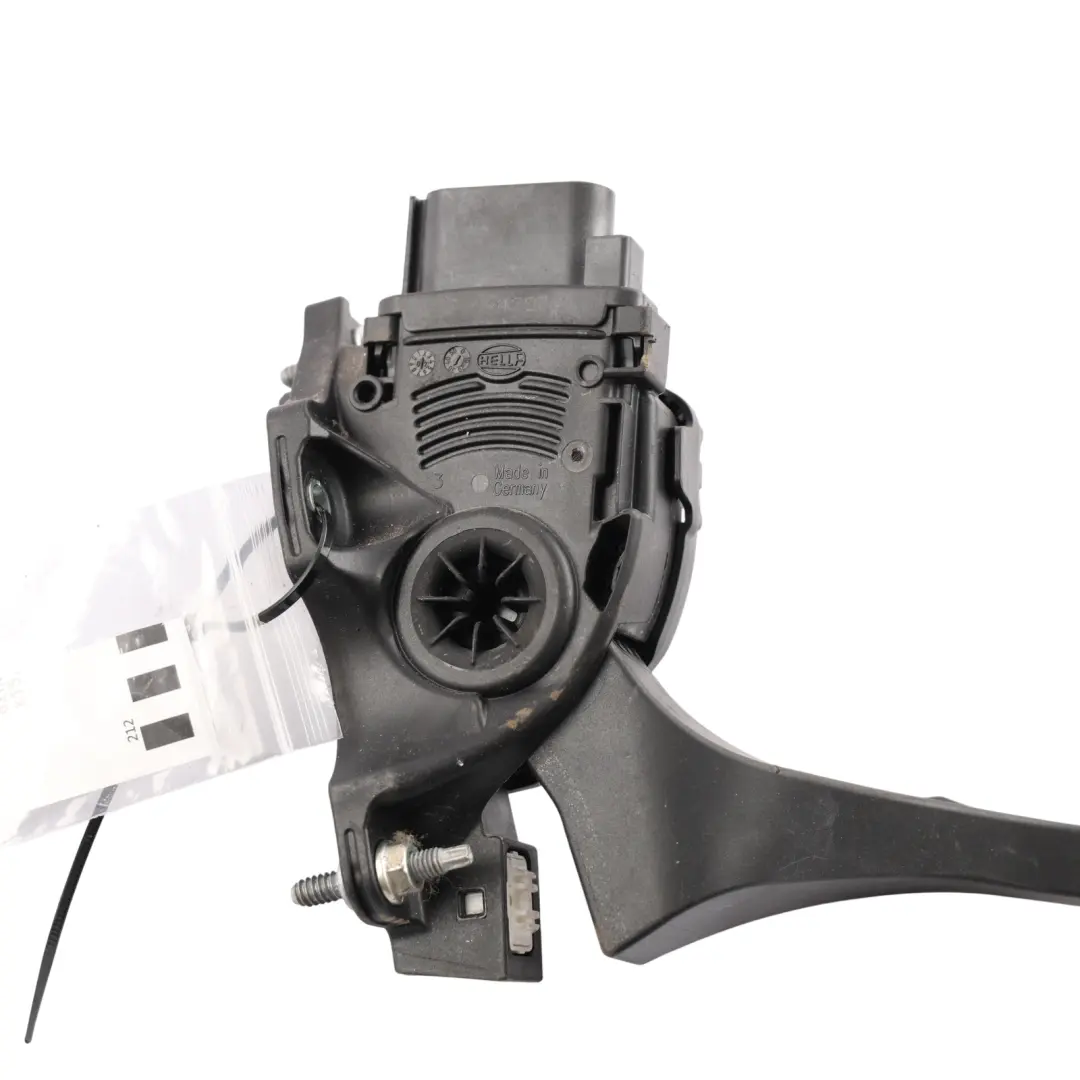 Accelerator Throttle Pedal 2.2 Diesel to Land Rover Freelander 2 L359 with Part number 7G9N-9F836-HA Land Rover Freelander 2 L359 Accelerator Throttle Pedal 2.2 Diesel - SKU RHD-7G9N-9F836-HA - Part number 7G9N-9F836-HA