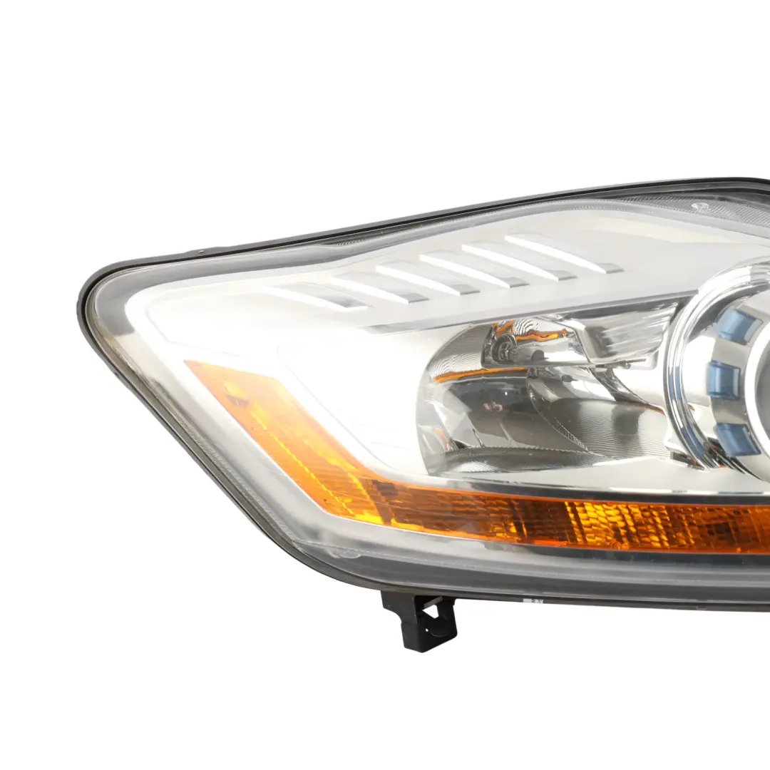 Mk1 Xenon Headlight Headlamp Front Right O/S to Ford Kuga with Part number 8V41-13D154-BF Ford Kuga Mk1 Xenon Headlight Headlamp Front Right O/S - SKU RHD-8V41-13D154-BF - Part number 8V41-13D154-BF