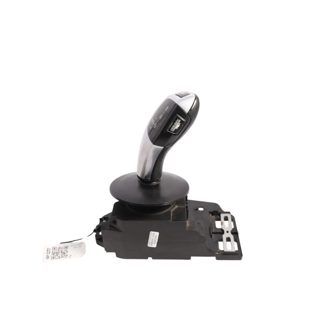 Selector Knob Steptronic to BMW E60 E61 E63 E64 LCI Automatic Gear with Part number 9204092 BMW E60 E61 E63 E64 LCI Automatic Gear Selector Knob Steptronic - SKU RHD-9204092-1 - Part number 9204092