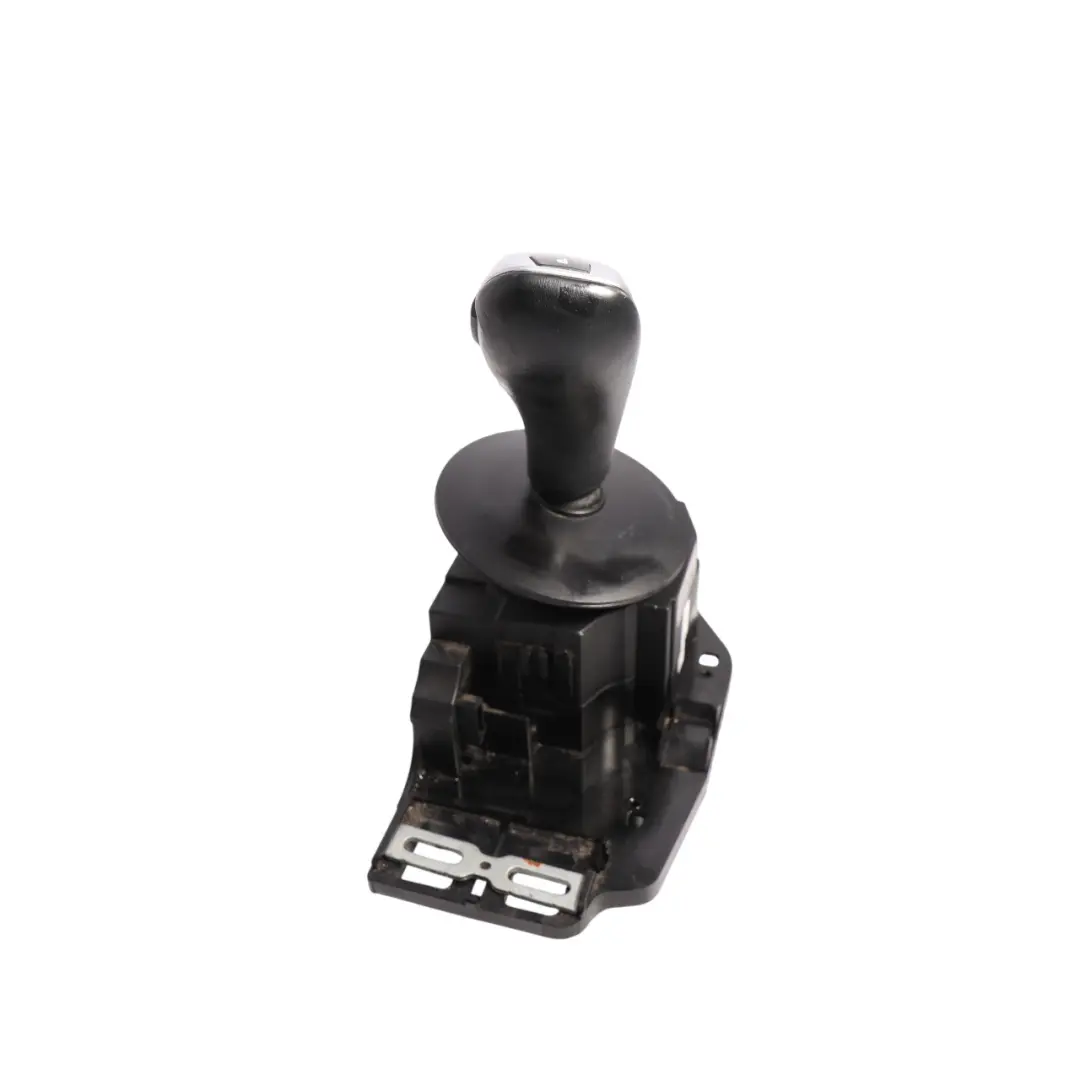 Selector Knob Steptronic to BMW E60 E61 E63 E64 LCI Automatic Gear with Part number 9204092 BMW E60 E61 E63 E64 LCI Automatic Gear Selector Knob Steptronic - SKU RHD-9204092-1 - Part number 9204092
