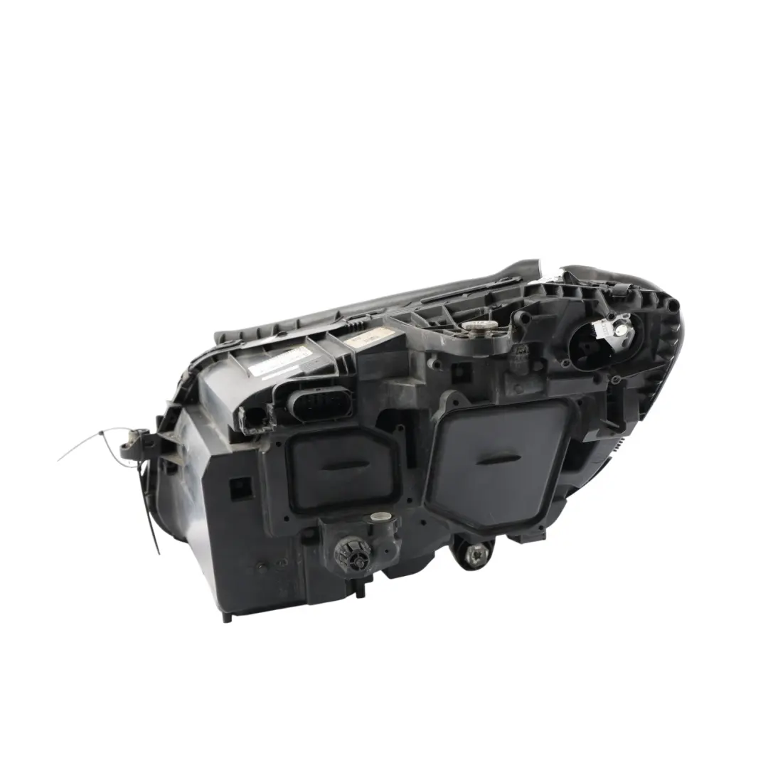 Front Headlight Headlamp LED Right O/S to Mercedes W205 with Part number A2059062602 Mercedes W205 Front Headlight Headlamp LED Right O/S - SKU RHD-A2059062602 - Part number A2059062602