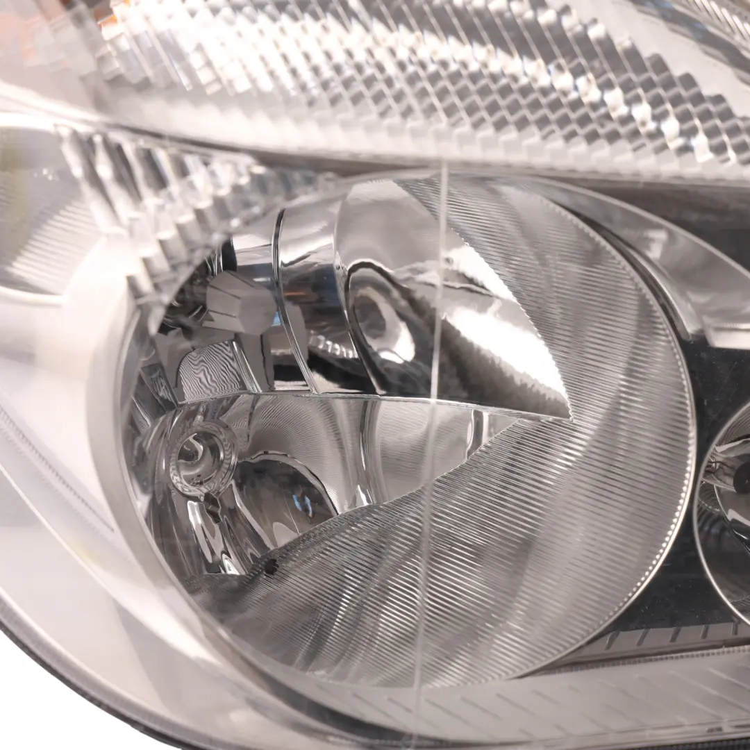 Mercedes-Benz Sprinter W906 Headlight Headlamp Lamp Front Right O/S to with Part number A9068200461 Mercedes-Benz Sprinter W906 Headlight Headlamp Lamp Front Right O/S - SKU rhd-A9068200461 - Part number A9068200461
