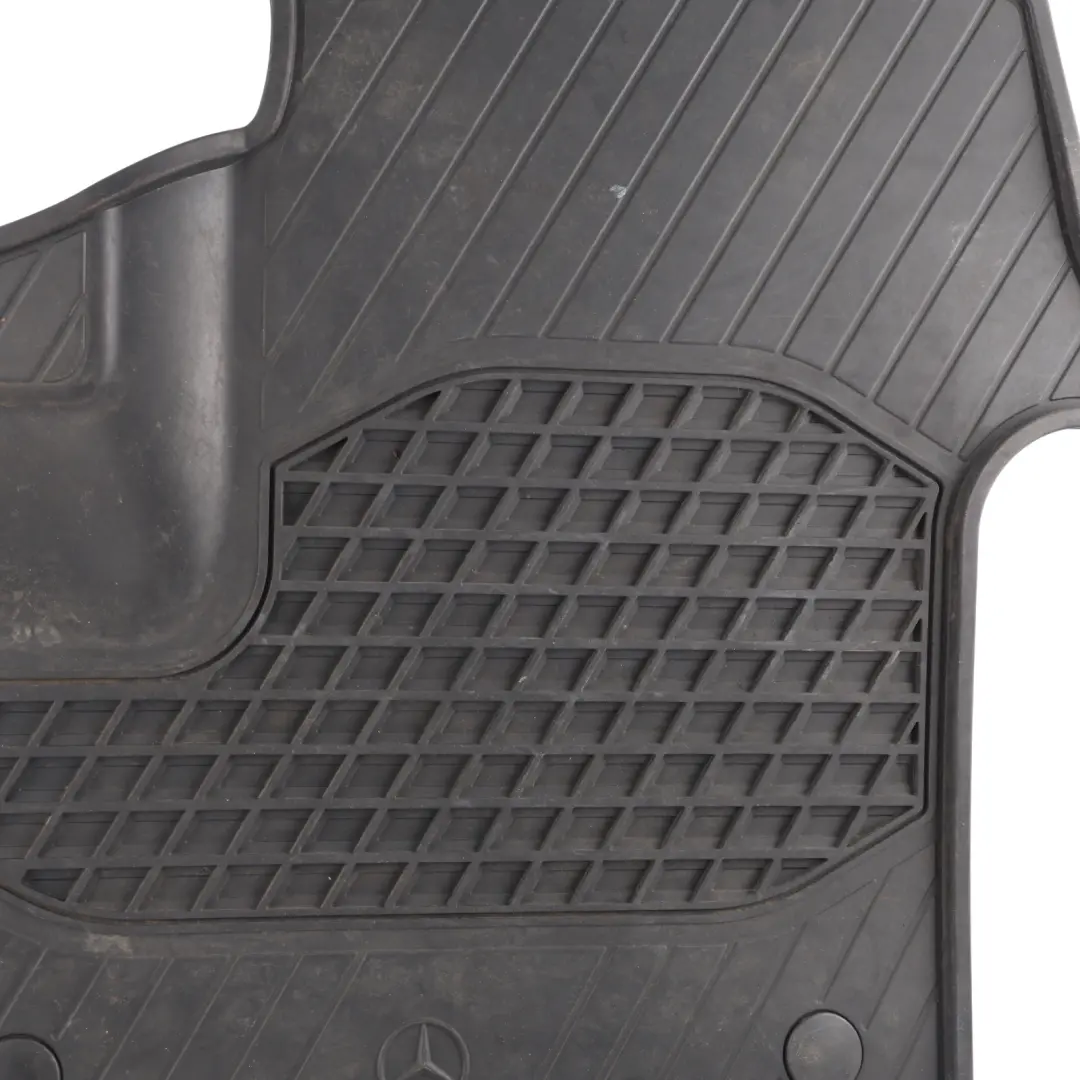 Mercedes Sprinter A907 Front Floor Mat Rubber Cover Right O/S - SKU RHD-A9076807701 - Part number A9076807701