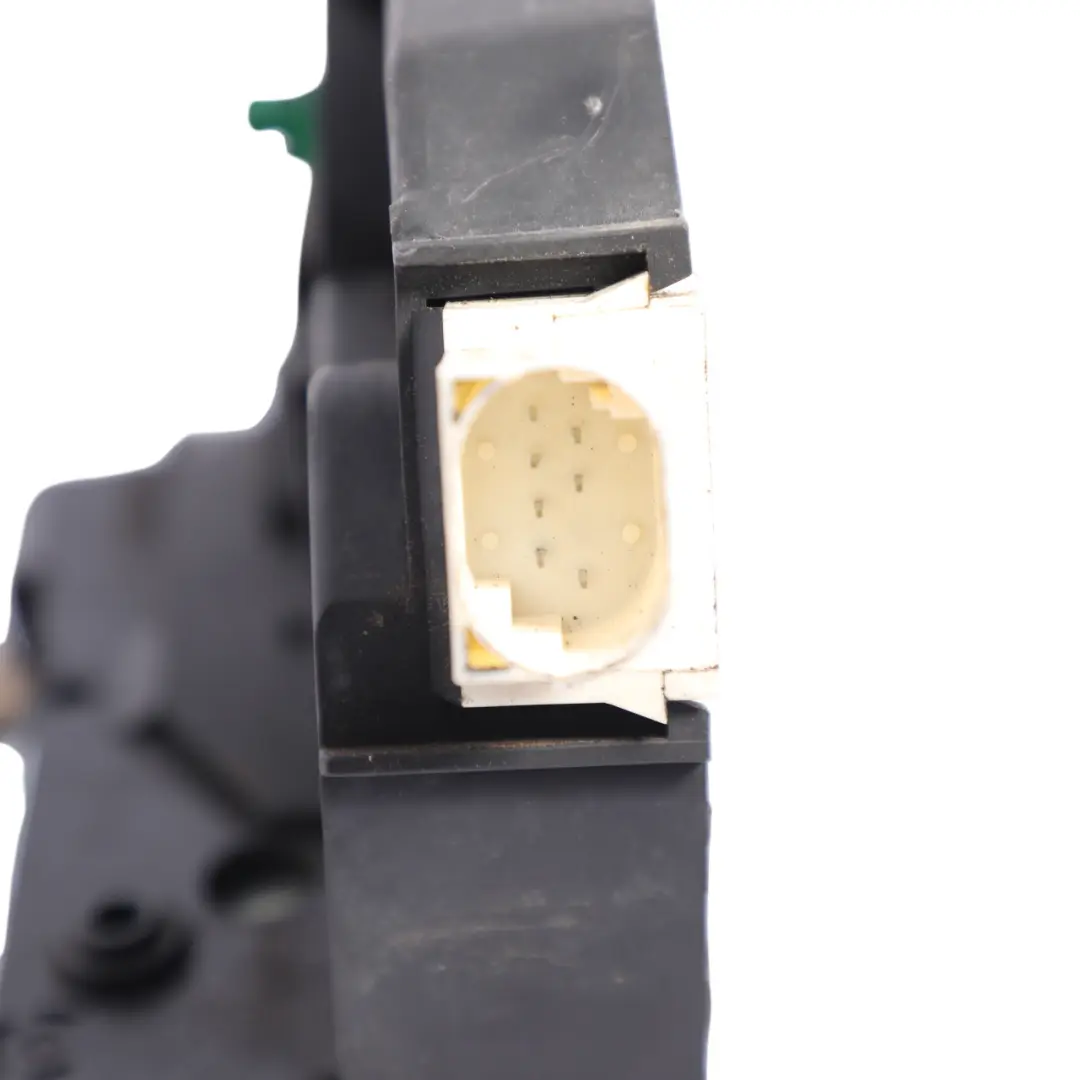 Door Lock Latch Mechanism Front Right O/S to Land Rover Freelander L314 with Part number ALR9782 Land Rover Freelander L314 Door Lock Latch Mechanism Front Right O/S - SKU RHD-ALR9782 - Part number ALR9782