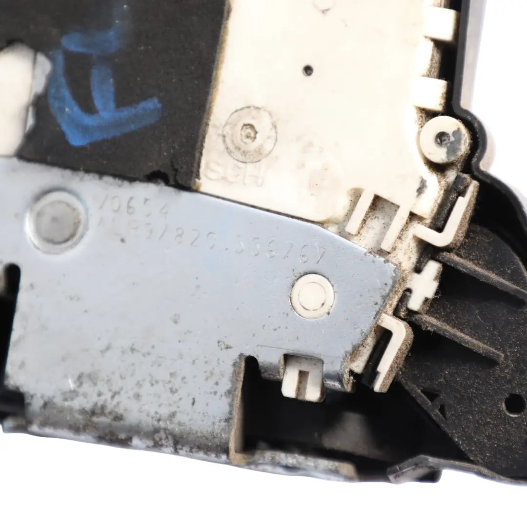 Door Lock Latch Mechanism Front Right O/S to Land Rover Freelander L314 with Part number ALR9782 Land Rover Freelander L314 Door Lock Latch Mechanism Front Right O/S - SKU RHD-ALR9782 - Part number ALR9782