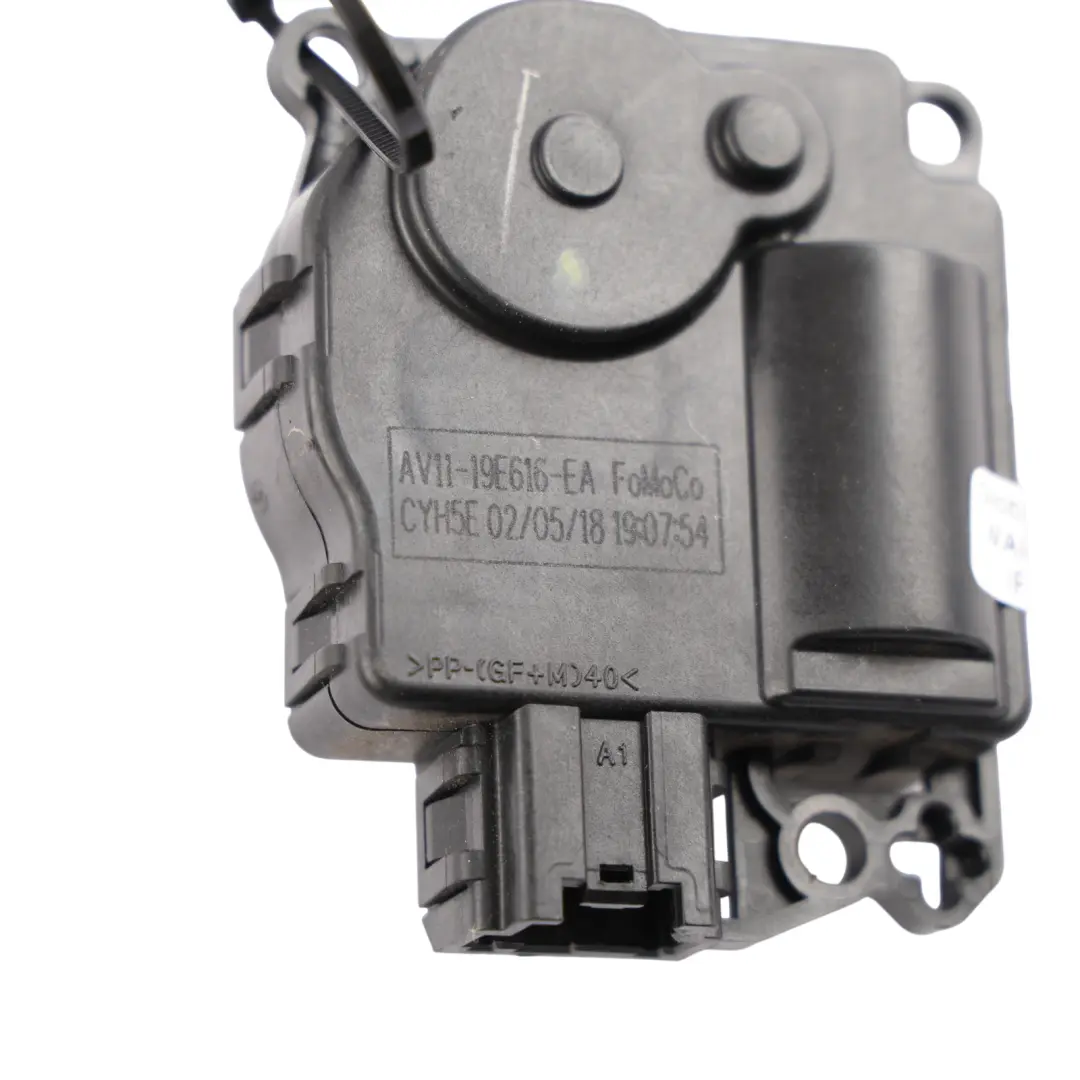 Heater Flap Actuator Motor to Ford Fiesta St with Part number AV11-19E616-EA Ford Fiesta St Heater Flap Actuator Motor - SKU RHD-AV11-19E616-EA - Part number AV11-19E616-EA