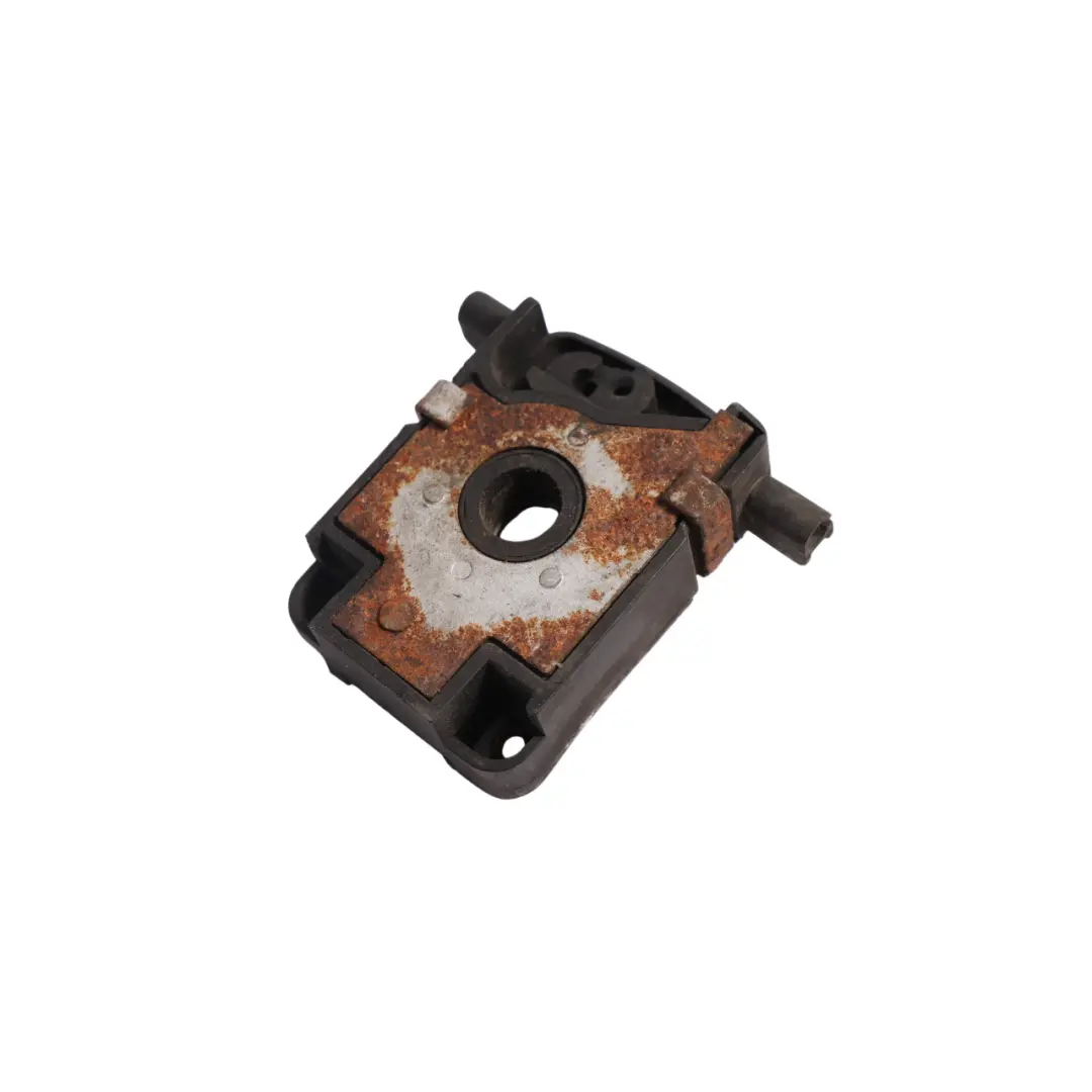 Front Hood Bonnet Catch Latch Lock 3.6 XH42-16700-BA to Range Rover L322 with Part number FPS000050 Range Rover L322 Front Hood Bonnet Catch Latch Lock 3.6 XH42-16700-BA - SKU RHD-FPS000050 - Part number FPS000050
