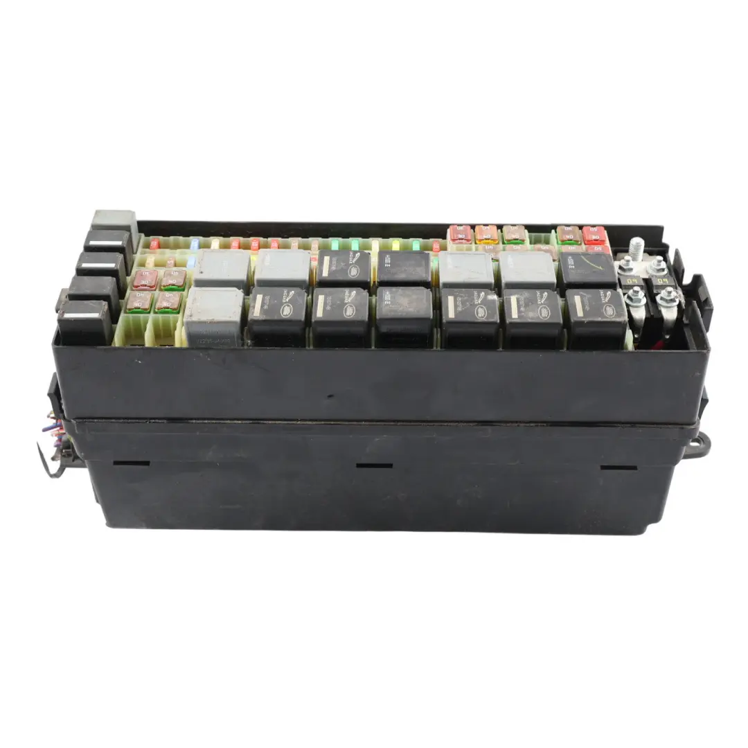 Under Bonnet Fuse Box Realy Unit to Land Rover Discovery 4 L319 with Part number GH22-14290-EPC Land Rover Discovery 4 L319 Under Bonnet Fuse Box Realy Unit - SKU RHD-GH22-14290-EPC - Part number GH22-14290-EPC