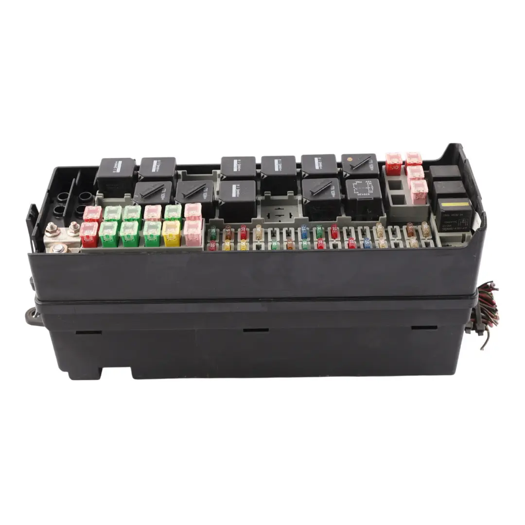 Fuse Box Relay Control Module YPP500080 to Land Rover Discovery 3 L319 with Part number YPW500050 Land Rover Discovery 3 L319 Fuse Box Relay Control Module YPP500080 - SKU RHD-YPW500050 - Part number YPW500050