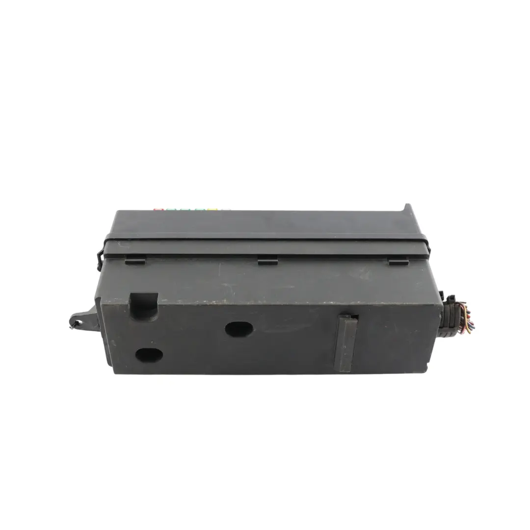 Fuse Box Relay Control Module YPP500080 to Land Rover Discovery 3 L319 with Part number YPW500050 Land Rover Discovery 3 L319 Fuse Box Relay Control Module YPP500080 - SKU RHD-YPW500050 - Part number YPW500050