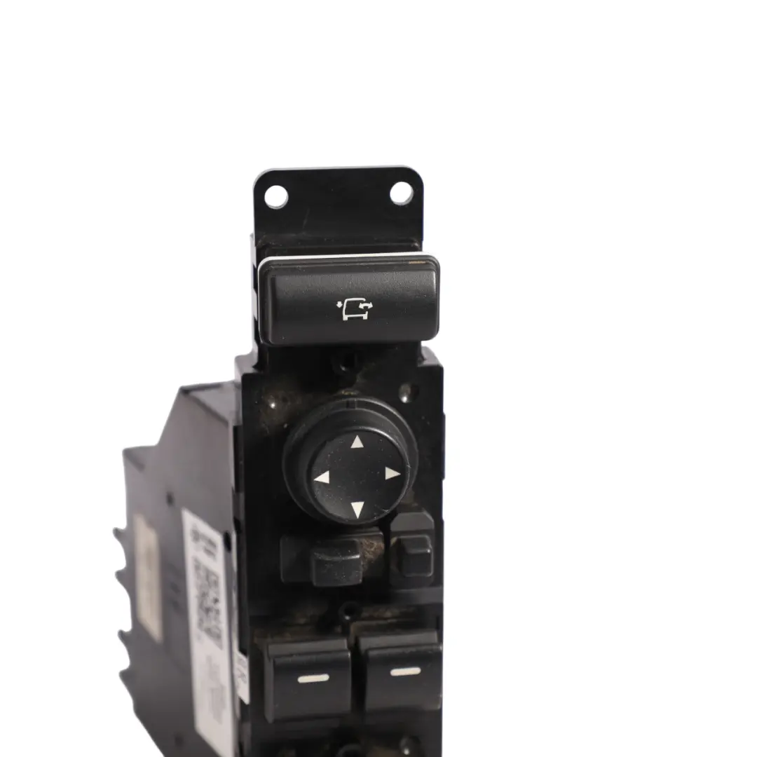 Front Window Regulator Control Switch Right O/S to Range Rover L322 with Part number YUD000303 Range Rover L322 Front Window Regulator Control Switch Right O/S - SKU RHD-YUD000303 - Part number YUD000303