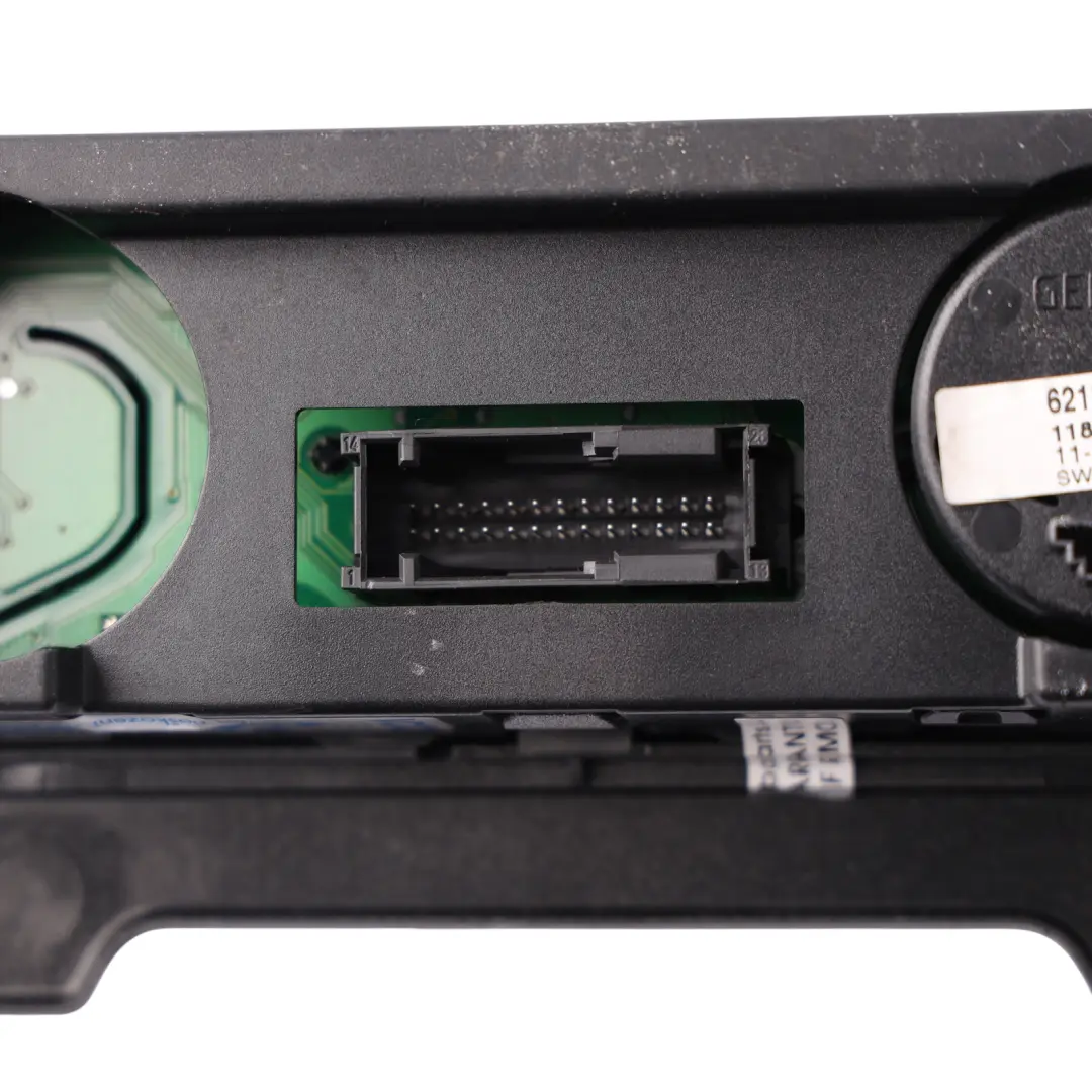 Range Rover L322 Dashboard Air Suspension Control Panel Clock - SKU RHD-YUL000072PUY - Part number YUL000072PUY