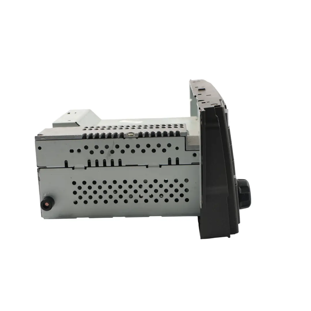 Land Rover Discovery 3 L319 Radio Stereo CD Player - SKU VUX500320 - Numer Części VUX500320