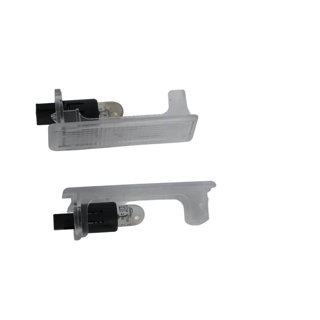 Interior Courtesy Light Lamp SET to Land Rover Discovery L319 with Part number XDC000071 Land Rover Discovery L319 Interior Courtesy Light Lamp SET - SKU XDC000071-1 - Part number XDC000071
