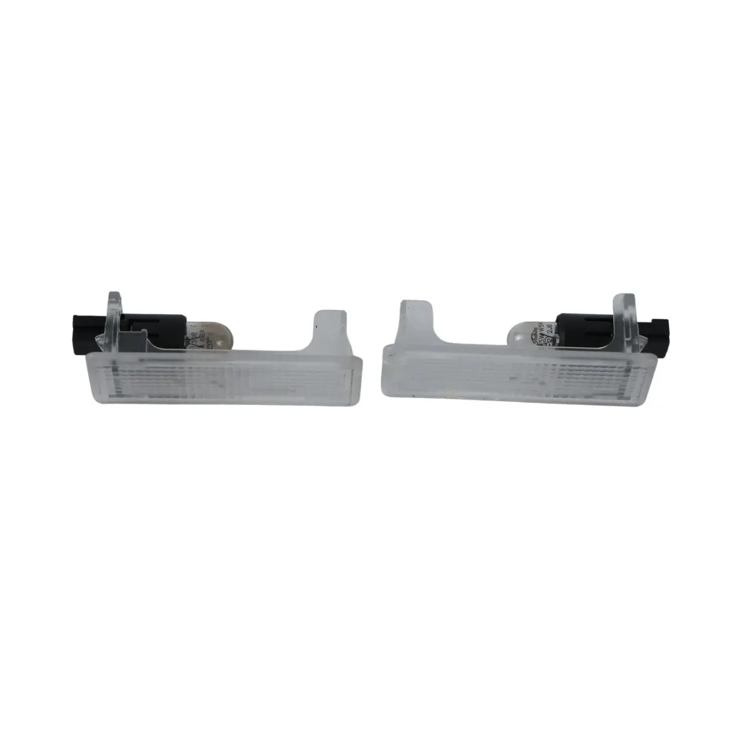Luce Cortesia Interna SET per Land Rover Discovery L319 con numero di parte XDC000071 Land Rover Discovery L319 Luce Cortesia Interna SET - SKU XDC000071-1 - Numero di parte XDC000071