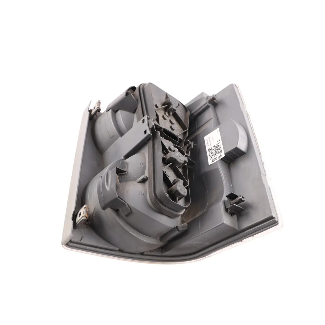 Range Rover L322 Rear Tail Light Lamp Side Right O/S XFB000258 - SKU XFB000257 - Part number XFB000257