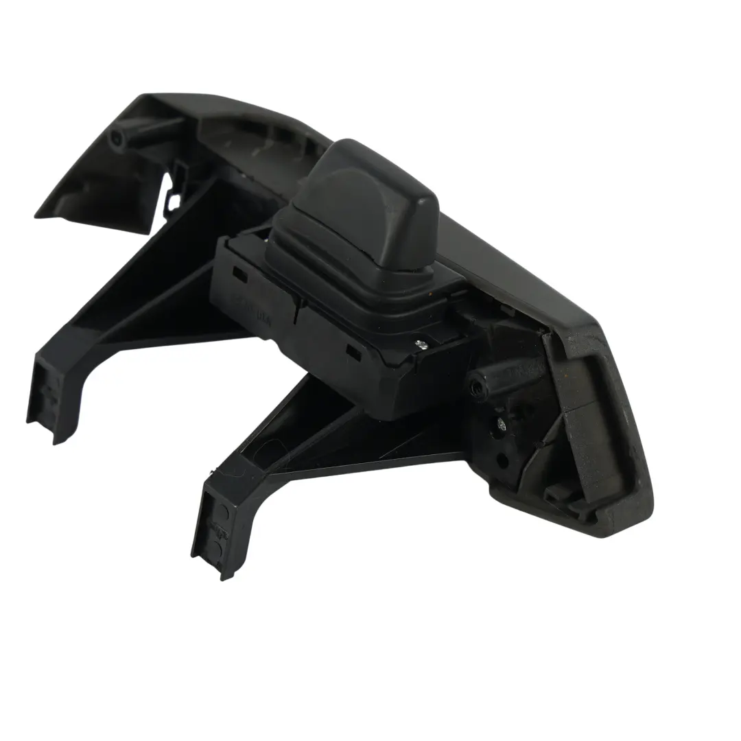 Lenkrad Multifunktionsschalter Links für Range Rover Sport L320 mit Teilenummer XPD500601WVH Range Rover Sport L320 Lenkrad Multifunktionsschalter Links - SKU XPD500601WVH - Teilenummer XPD500601WVH