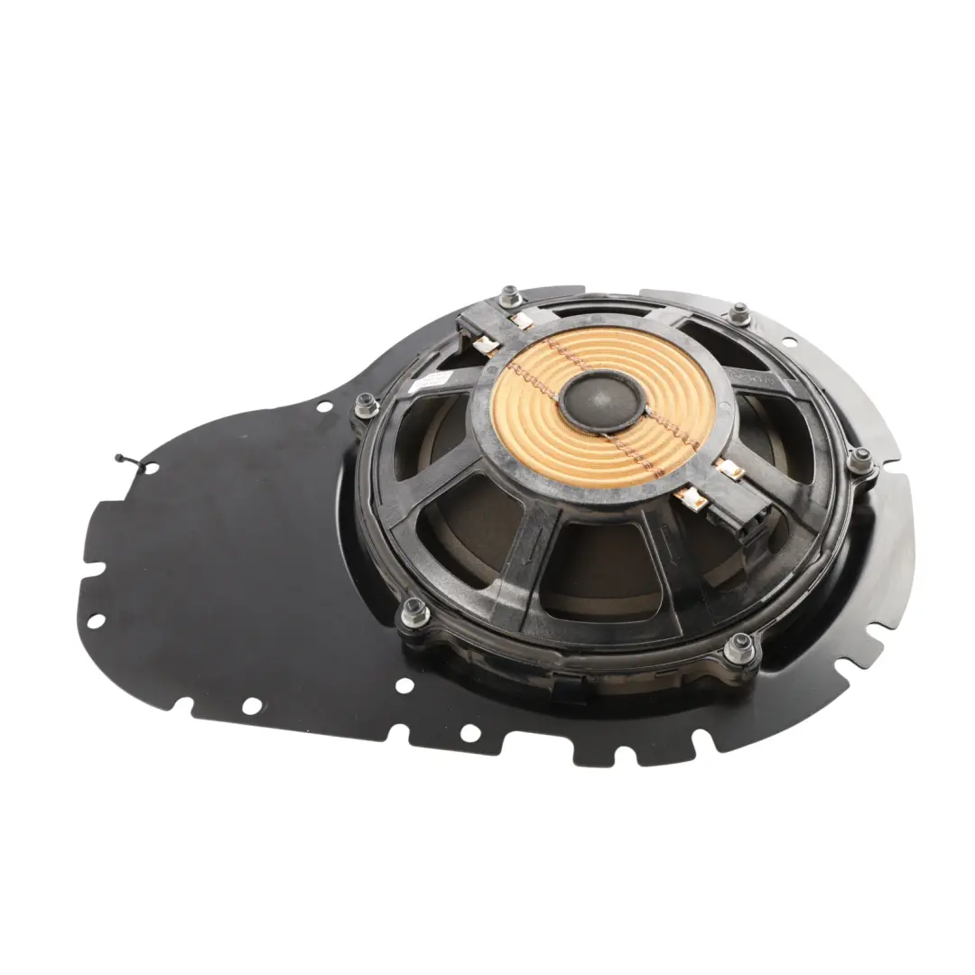 Subwoofer Speaker Harman Kardon to Land Rover Discovery 3 L319 Tailgate with Part number XQA500080 Land Rover Discovery 3 L319 Tailgate Subwoofer Speaker Harman Kardon - SKU XQA500080 - Part number XQA500080