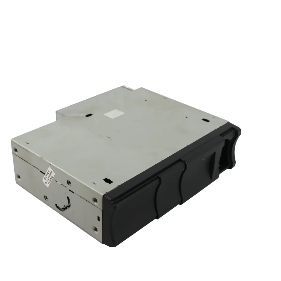 Range Rover L322 Changeur CD Multi 6 Disques Clarion Tableau Bord - SKU XQE500201 - Numéro de pièce XQE500201