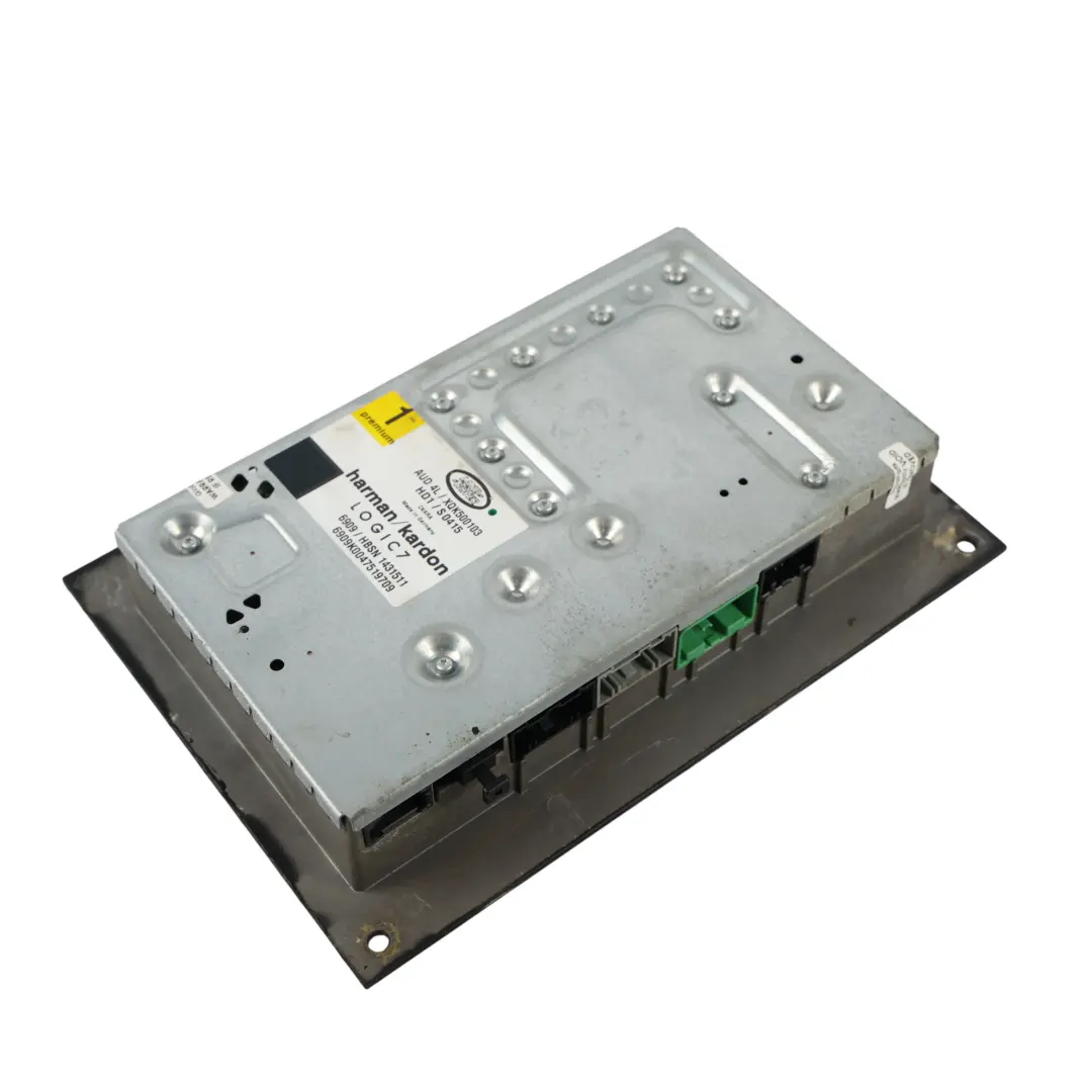Radio Verstärker Harman Kardon Logic 7 für Land Rover Discovery 3 L319 mit Teilenummer XQK500103 Land Rover Discovery 3 L319 Radio Verstärker Harman Kardon Logic 7 - SKU XQK500103 - Teilenummer XQK500103