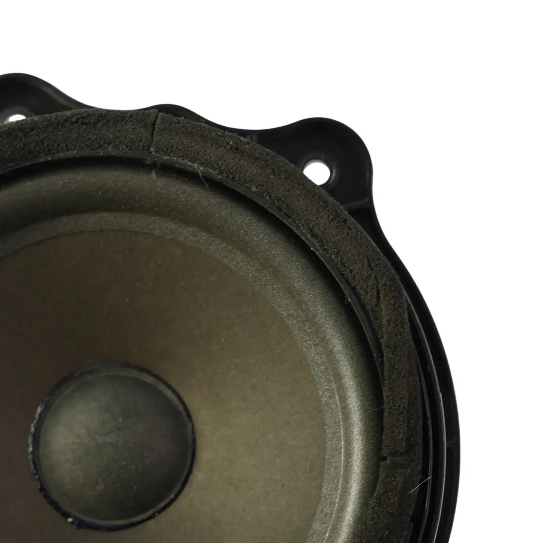 Front Door Speaker Harman Kardon Low Range to Range Rover L322 with Part number XQM500170 Range Rover L322 Front Door Speaker Harman Kardon Low Range - SKU XQM500170 - Part number XQM500170