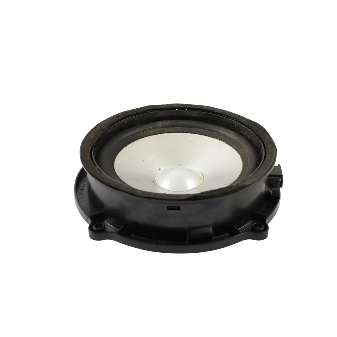 Door Speaker Left Right N/O/S 5H22-70451-NA to Land Rover Discovery 3 L319 Rear with Part number XQM500310 Land Rover Discovery 3 L319 Rear Door Speaker Left Right N/O/S 5H22-70451-NA - SKU XQM500310 - Part number XQM500310