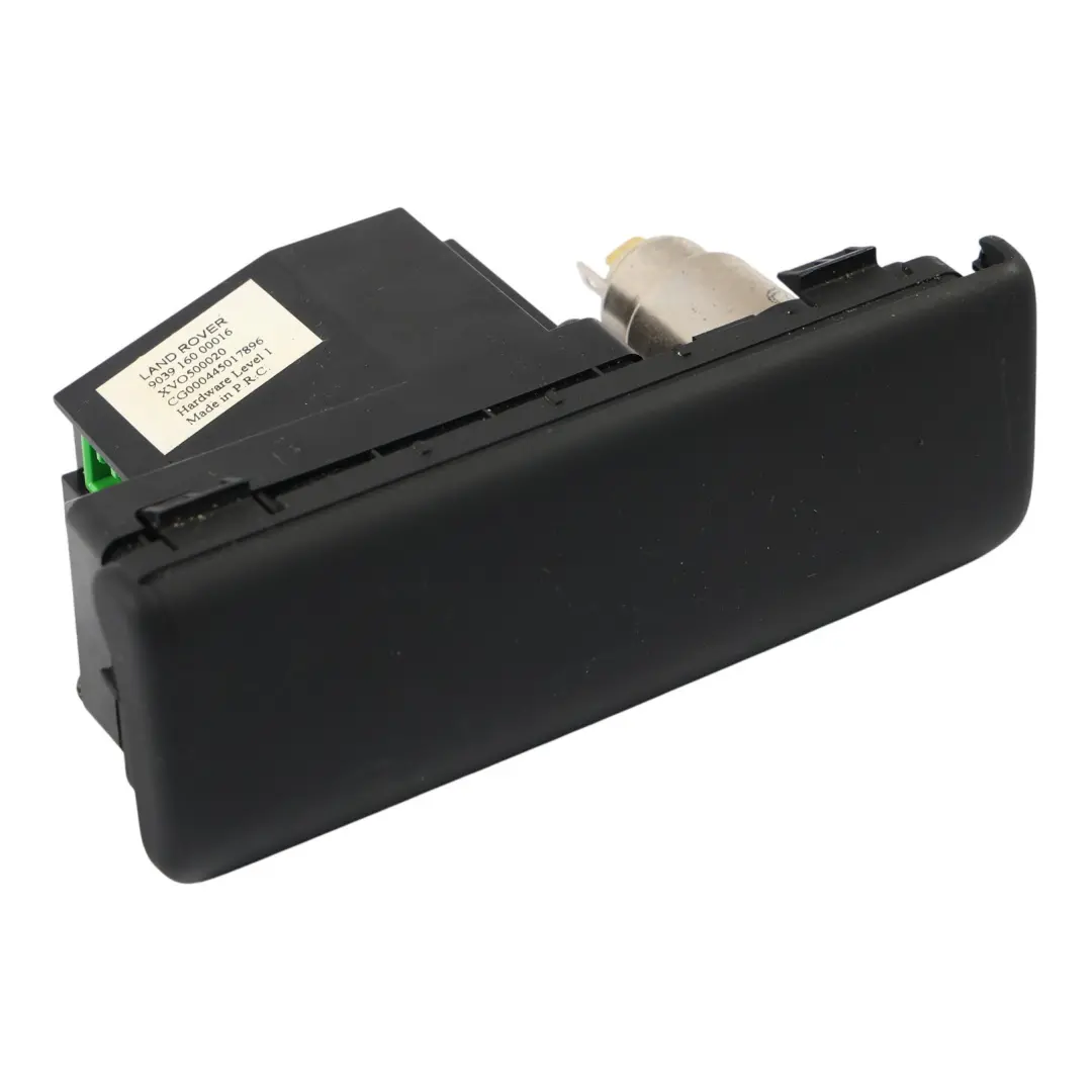 Land Rover Panneau Console Centrale Arrière Prise Aux 12V - SKU XVO500020 - Numéro de pièce XVO500020