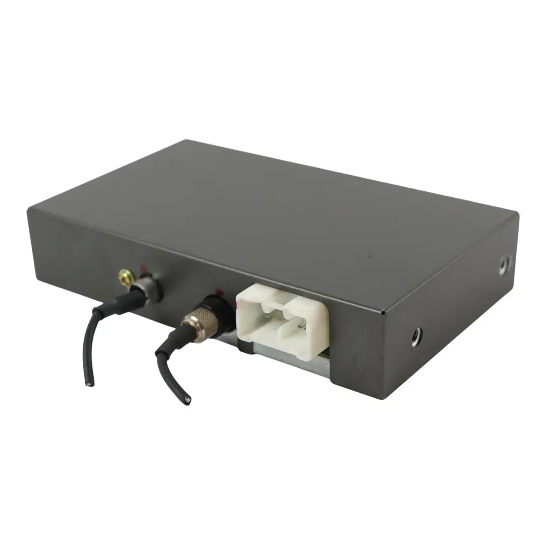 Navigation Computer Control Module ECU Sat Nav to Land Range Rover L322 with Part number YIC000070 Land Range Rover L322 Navigation Computer Control Module ECU Sat Nav - SKU YIC000070 - Part number YIC000070