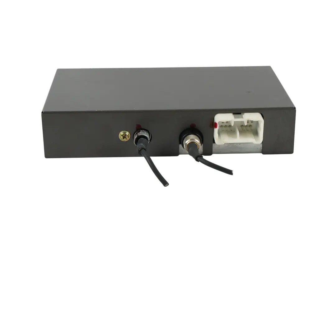 Land Range Rover L322 Navigation Computer Control Module ECU Sat Nav - SKU YIC000070 - Part number YIC000070