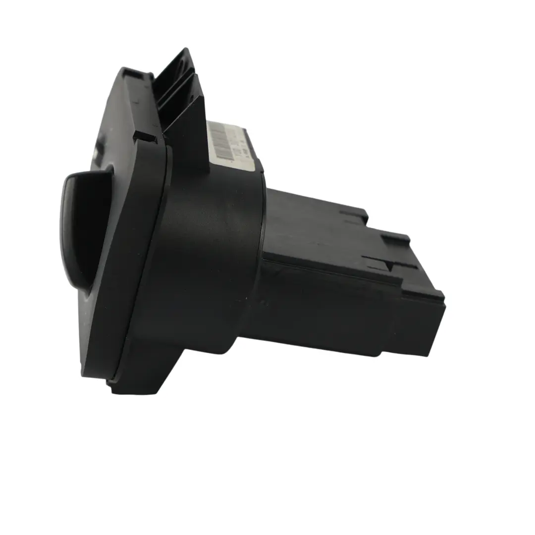 Interruptor Control Panel Faros para Land Rover Discovery 3 L319 con número de pieza YUD501220PVJ Land Rover Discovery 3 L319 Interruptor Control Panel Faros - SKU YUD501220PVJ - Número de pieza YUD501220PVJ