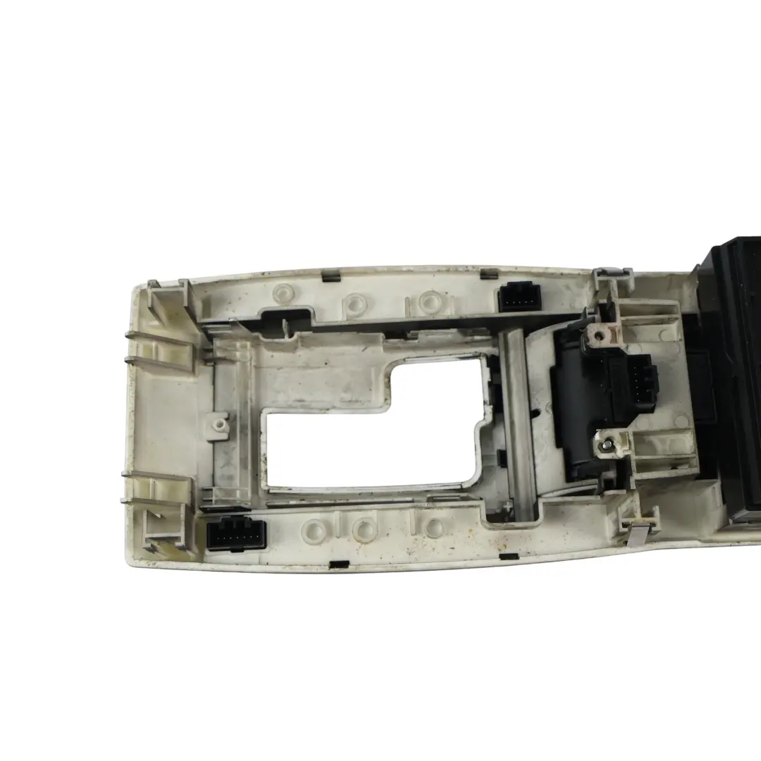 Land Rover Commutateur Panneau Contrôle Terrain Response - SKU YUD501410WVH - Numéro de pièce YUD501410WVH