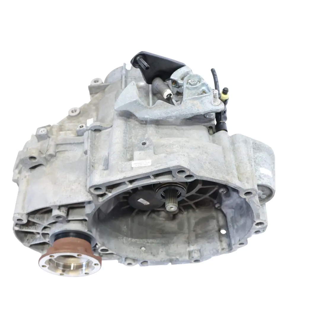 Schaltgetriebe 6-Gang NGD GARANTIE für Volkswagen Passat B7 2.0 TDI mit Teilenummer 02Q300049D Volkswagen Passat B7 2.0 TDI Schaltgetriebe 6-Gang NGD GARANTIE - SKU 02Q300049D - Teilenummer 02Q300049D
