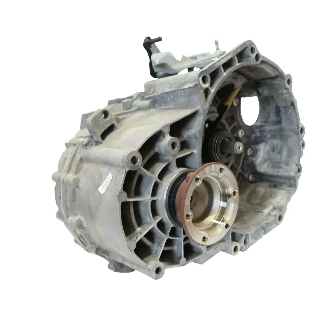 Skrzynia Biegów Manual 6-Biegów NGD do Volkswagen Passat B7 2.0 TDI o numerze 02Q300049D Volkswagen Passat B7 2.0 TDI Skrzynia Biegów Manual 6-Biegów NGD - SKU 02Q300049D - Numer Części 02Q300049D