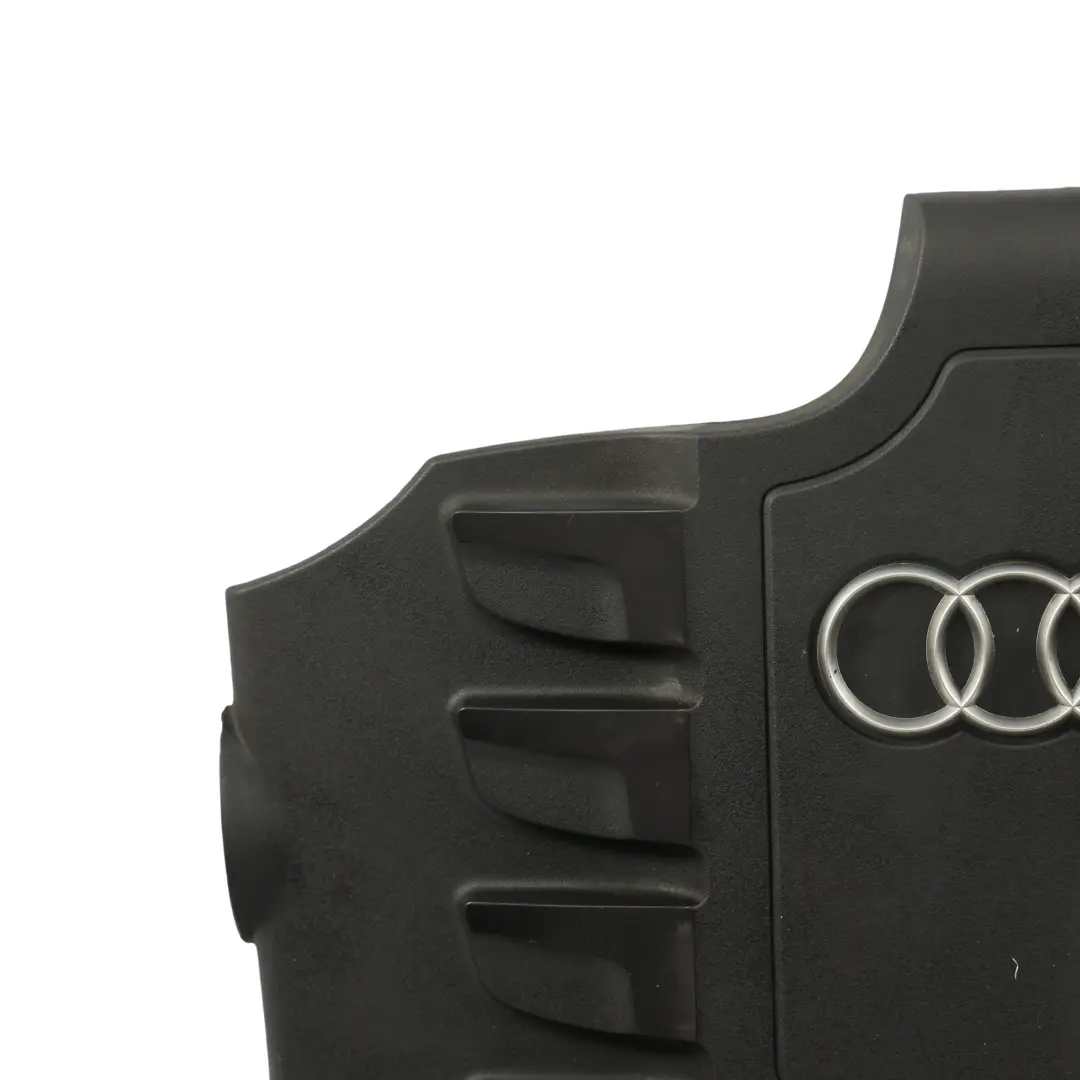 Tapa Superior Motor Panel Aislamiento 2.0 TDI para Audi A6 C6 con número de pieza 03L103925Q Audi A6 C6 Tapa Superior Motor Panel Aislamiento 2.0 TDI - SKU 03L103925Q-1 - Número de pieza 03L103925Q