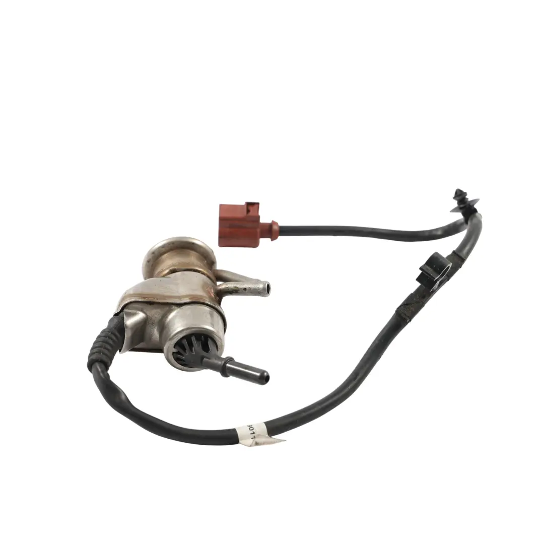 Injektor Adblue 2.0 TDI Diesel do Audi Q3 8U VW Tiguan 5N Passat A3 o numerze 04L131113Q Audi Q3 8U VW Tiguan 5N Passat A3 Injektor Adblue 2.0 TDI Diesel - SKU 04L131113Q - Numer Części 04L131113Q
