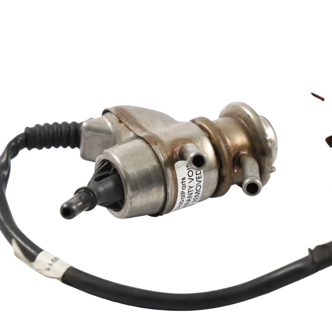 Adblue Injektor 2.0 TDI Diesel für Audi Q3 8U VW Tiguan 5N Passat A3 mit Teilenummer 04L131113Q Audi Q3 8U VW Tiguan 5N Passat A3 Adblue Injektor 2.0 TDI Diesel - SKU 04L131113Q - Teilenummer 04L131113Q