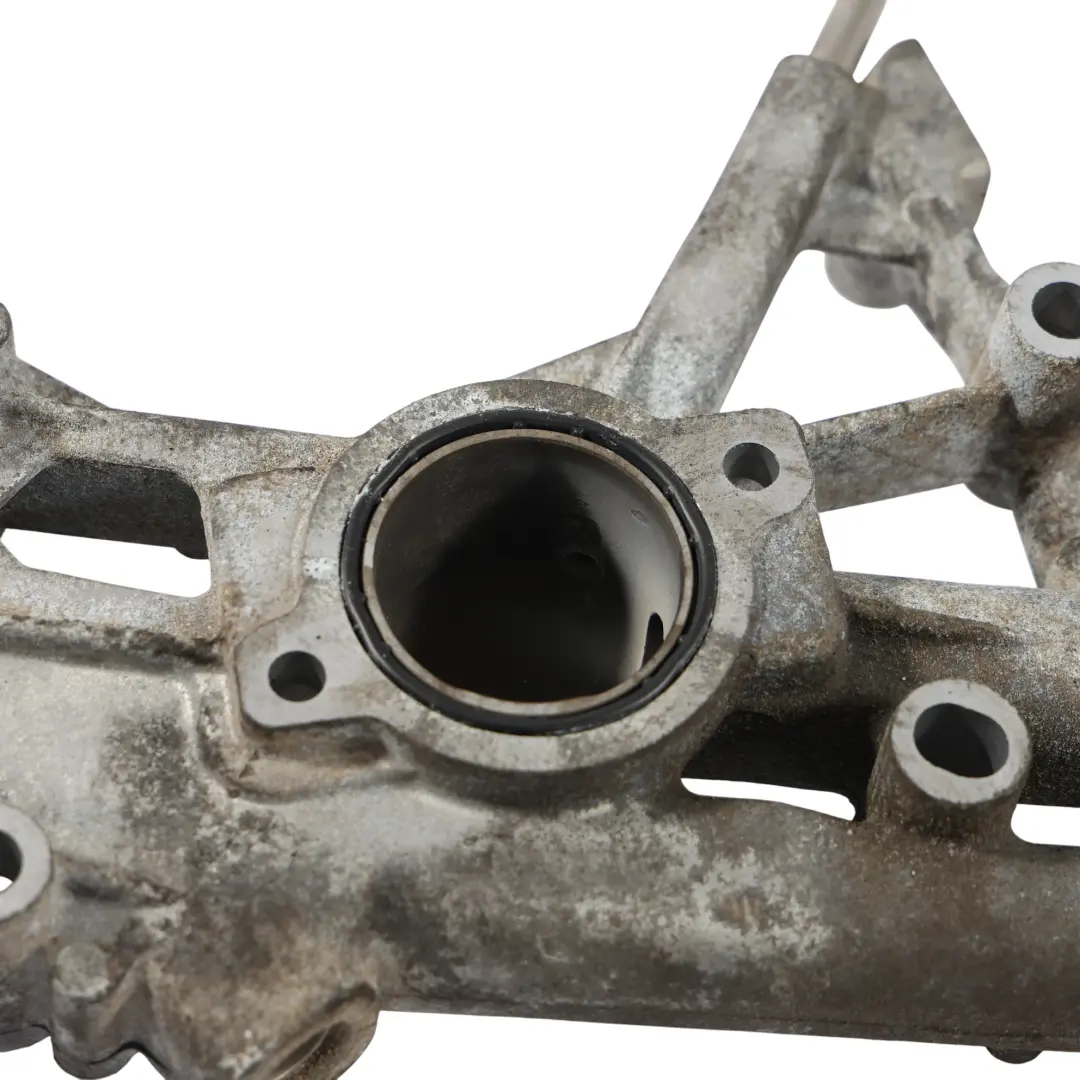 Uchwyt Chłodnicy EGR 2.0 TDI do Volkswagen Crafter SY o numerze 04L131425AA Volkswagen Crafter SY Uchwyt Chłodnicy EGR 2.0 TDI - SKU 04L131425AA - Numer Części 04L131425AA