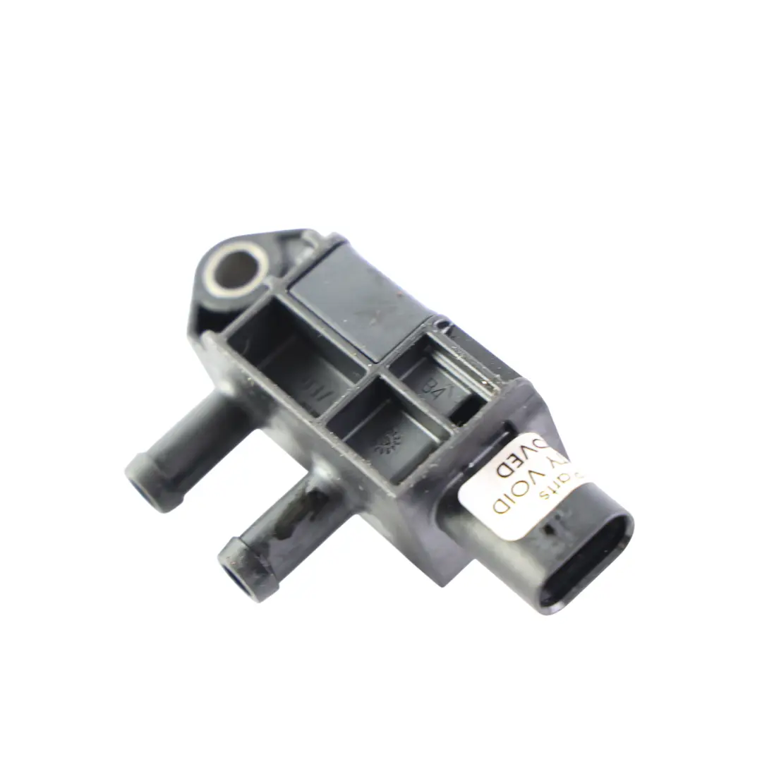 DPF Pressure Sensor 2.0 TDI to Volkswagen Crafter SY Transporter T6 with Part number 04L906051R Volkswagen Crafter SY Transporter T6 DPF Pressure Sensor 2.0 TDI - SKU 04L906051R - Part number 04L906051R