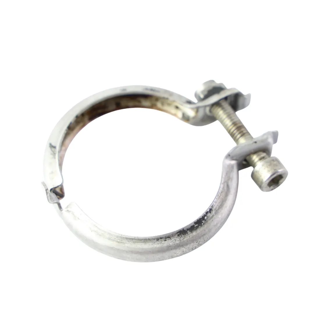 Support Collier Tuyau EGR pour Audi A6 C7 A7 4G Q7 4L A8 D4 Touareg à propos du numéro de pièce 059131548D Audi A6 C7 A7 4G Q7 4L A8 D4 Touareg Support Collier Tuyau EGR - SKU 059131548D - Numéro de pièce 059131548D