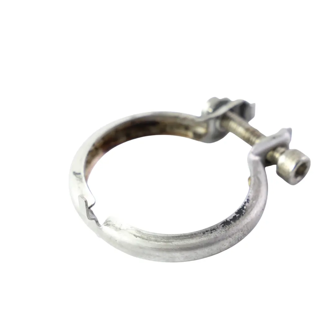 Uchwyt Zacisk Rury EGR do Audi A6 C7 A7 4G Q7 4L A8 D4 Touareg o numerze 059131548D Audi A6 C7 A7 4G Q7 4L A8 D4 Touareg Uchwyt Zacisk Rury EGR - SKU 059131548D - Numer Części 059131548D