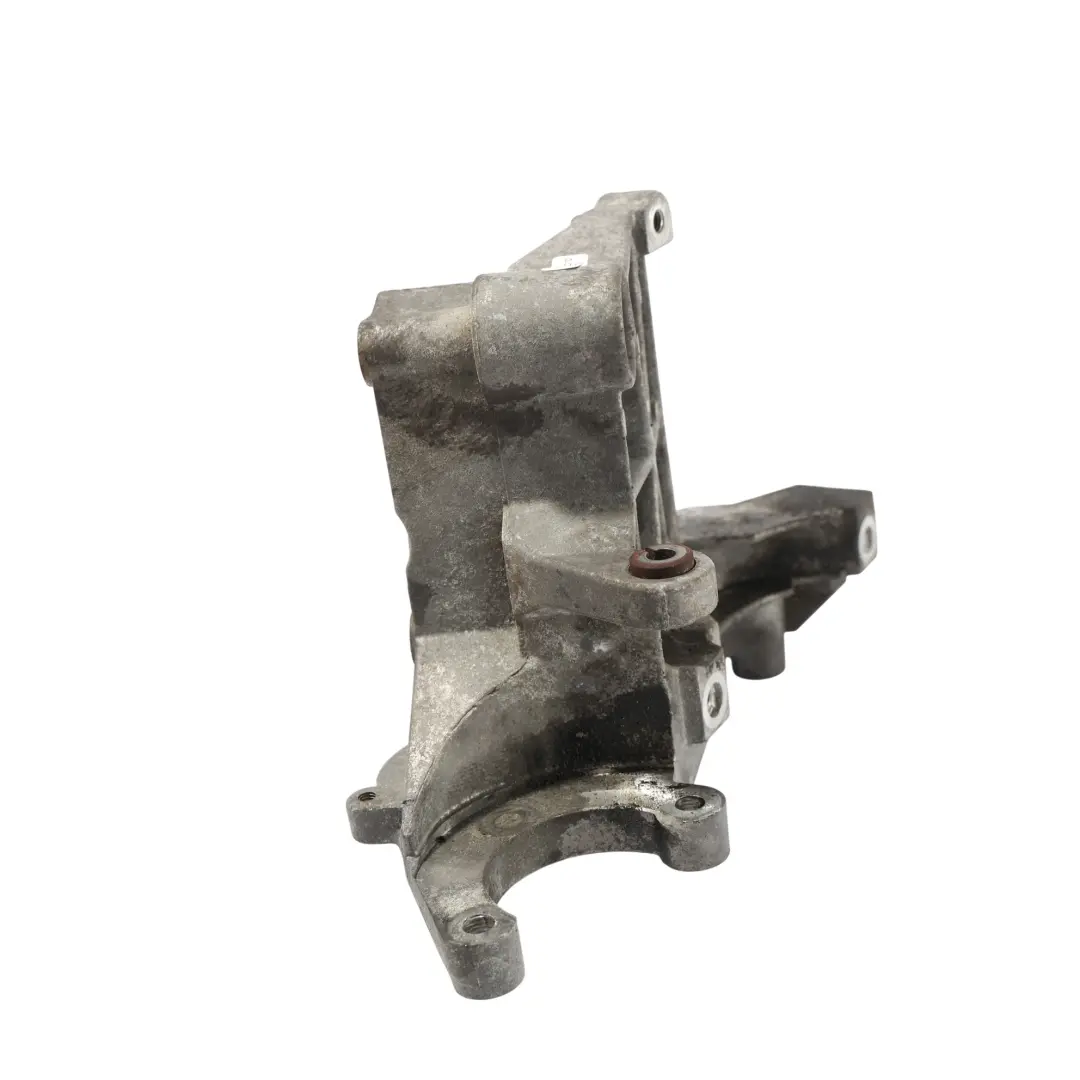 Audi A5 8F Support Fixation Pompe Direction Assistée 059145169AH - SKU 059145167AH - Numéro de pièce 059145167AH