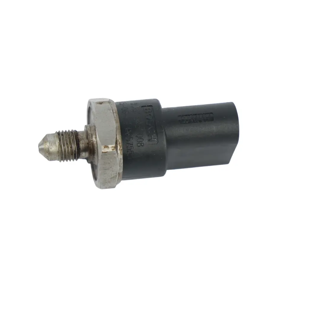 MK5 A3 8P A4 B8 Sensor Presión 2.0 TFSI para Volkswagen Golf con número de pieza 06D906051A Volkswagen Golf MK5 A3 8P A4 B8 Sensor Presión 2.0 TFSI - SKU 06D906051A - Número de pieza 06D906051A