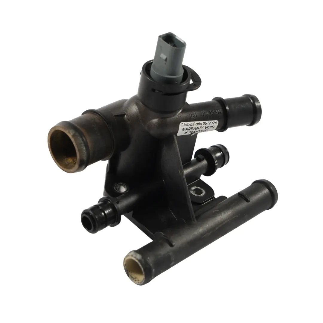 Volkswagen Golf Mk5 Audi TT 8J Obudowa Termostatu Wody 2.0 TFSI - SKU 06F121133H - Numer Części 06F121133H